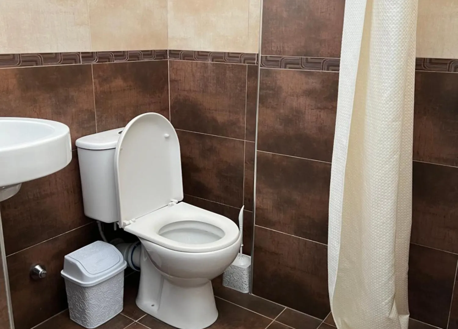 Guest House L&B Durres