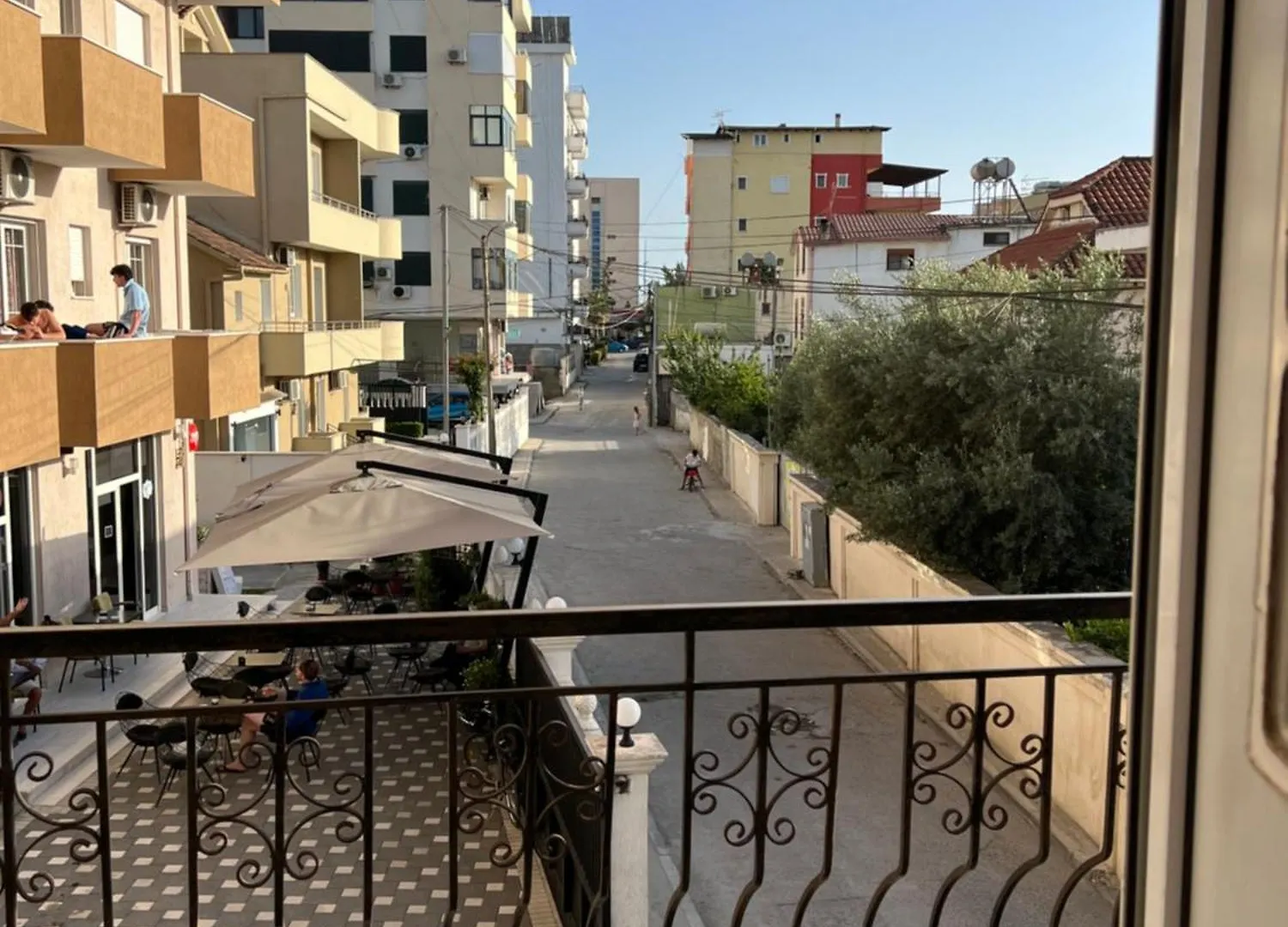 Guest House L&B Durres 0*,