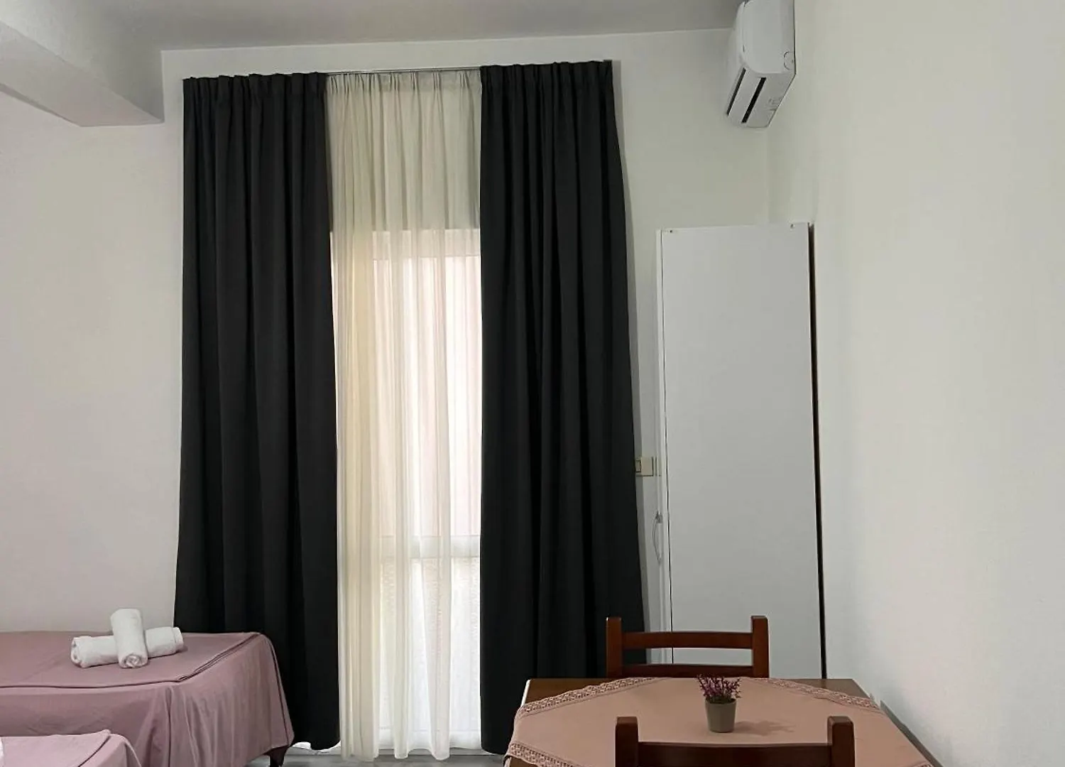 Guest House L&B Durres